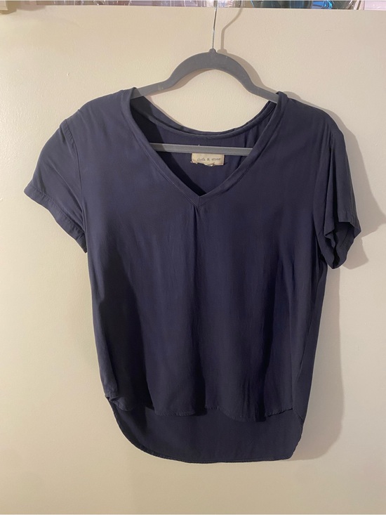 cloth & stone Tops - cloth & stone Navy V-Neck Short Sleeve Tee